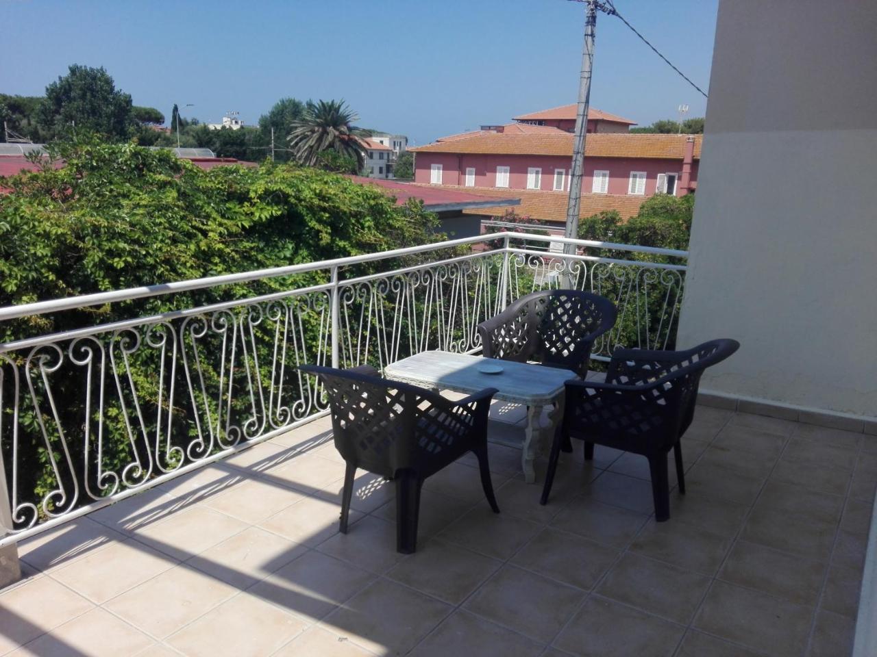 Acquaviva Experience B&B San Vincenzo Exterior photo